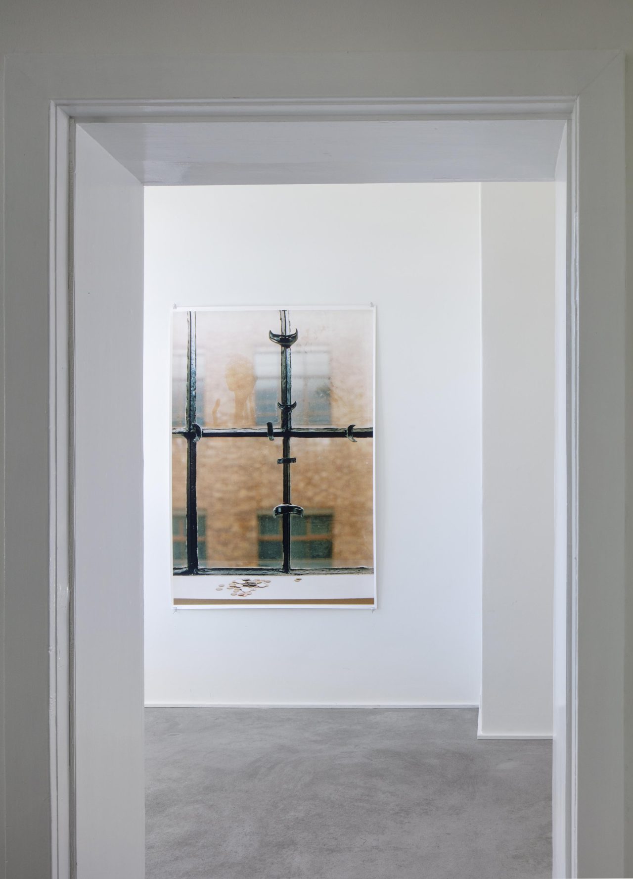 Wolfgang Tillmans: Window New Inn Yard (1997)